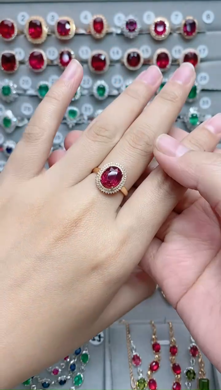 【闪购商品】红色碧玺18K金戒指18K金镶嵌.