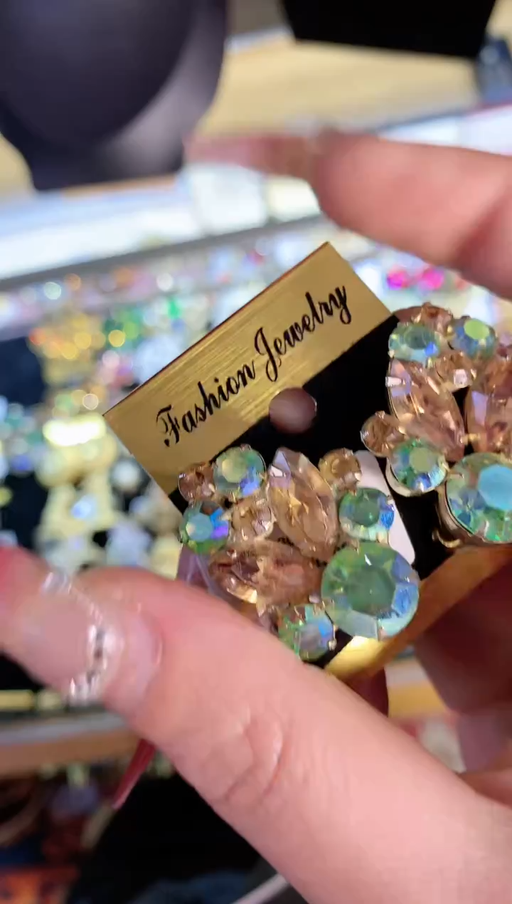 【闪购商品】瓷片楚楚中古珠宝甄选不退换