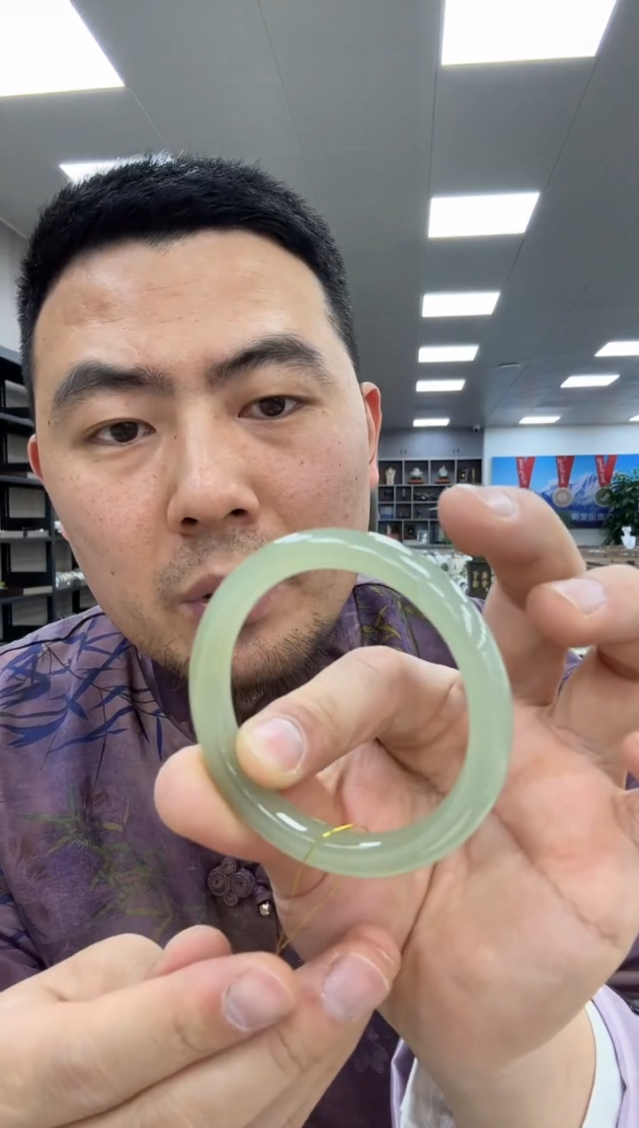 【闪购商品】和田玉手镯未镶嵌52.5  965