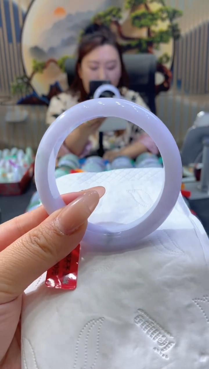 翡翠未镶嵌手镯多人007492