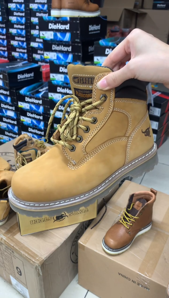 织物40.5码，牛头1，皮鞋码，牛皮工装靴，默认微瑕 个别鞋面有胶印