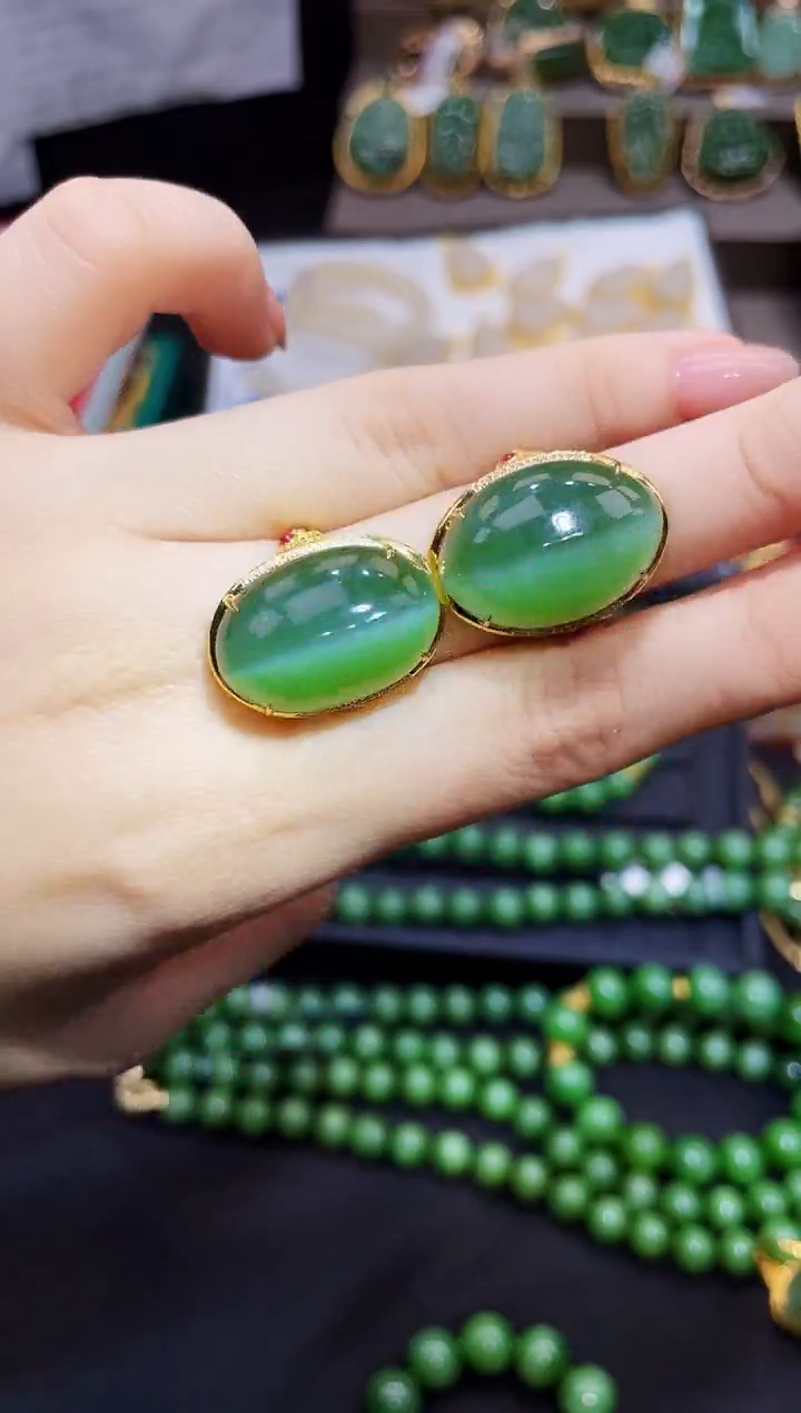 和田玉戒指18K金镶嵌多样性发一Z