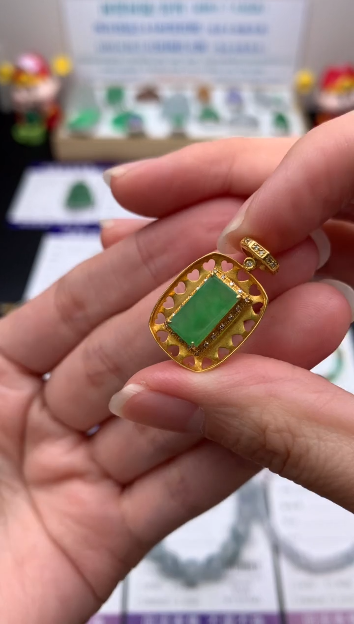 【闪购商品】定制翡翠18K金镶嵌模式推广期24小时鉴赏期