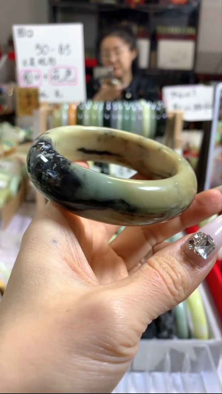 未镶嵌岫玉手镯13 60+