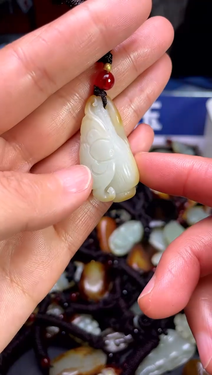 【闪购商品】和田玉颈饰未镶嵌3