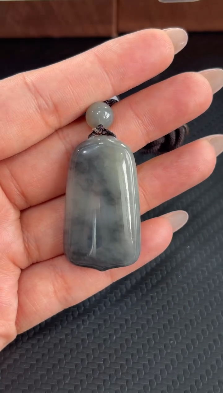 和田玉未镶嵌吊坠(赠链)若羌微色差吊坠