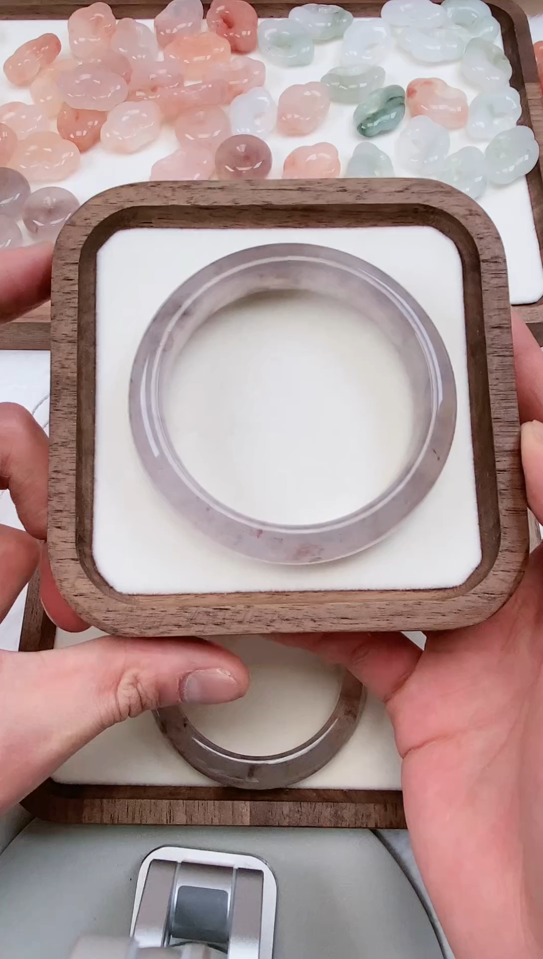 【闪购商品】石英质玉手镯未镶嵌14