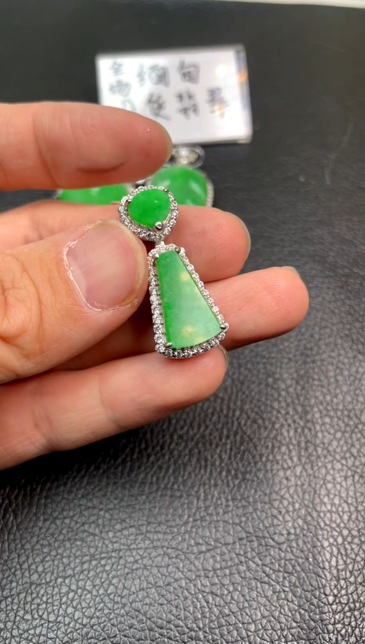 【闪购商品】翡翠吊坠(不含链)银S925镶嵌吊坠
