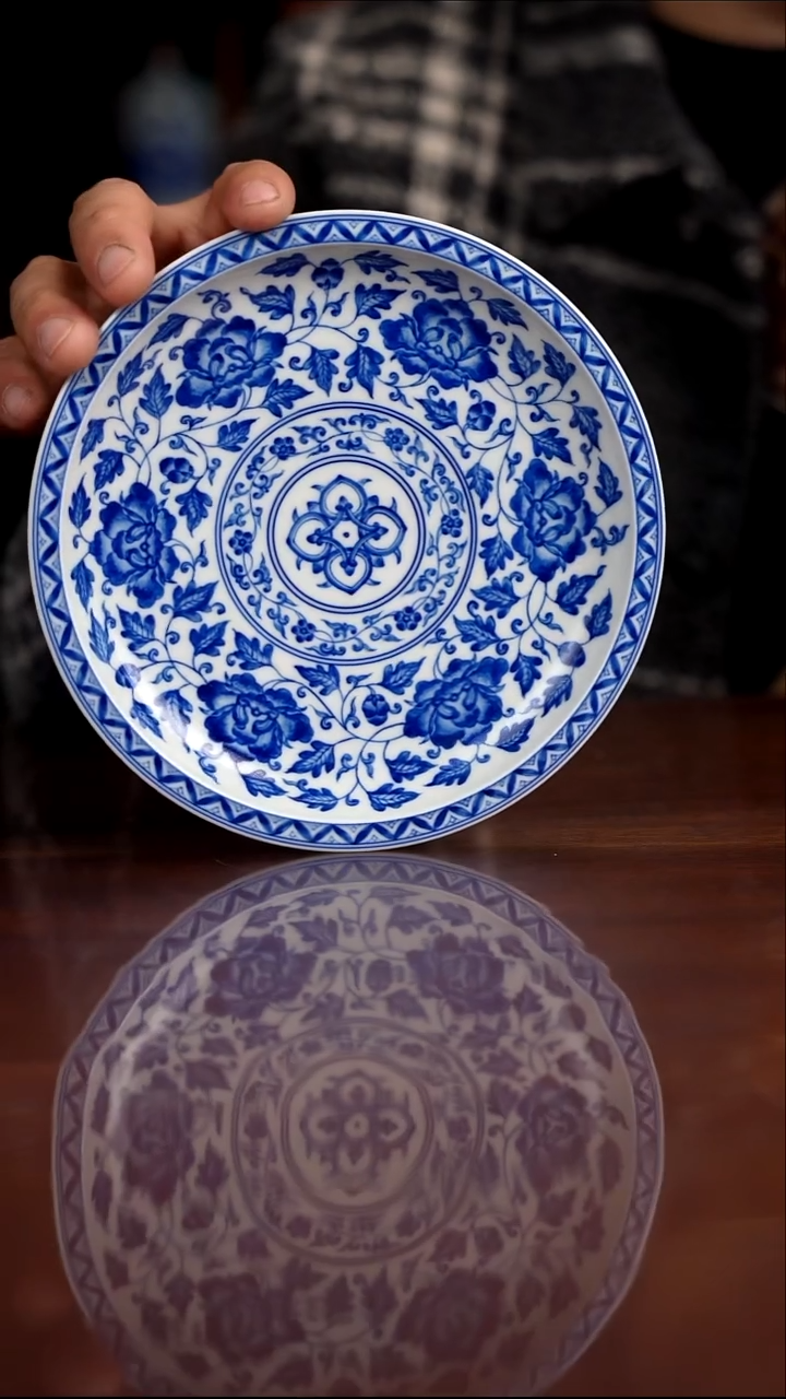 晓月窑青花缠枝牡丹壶承