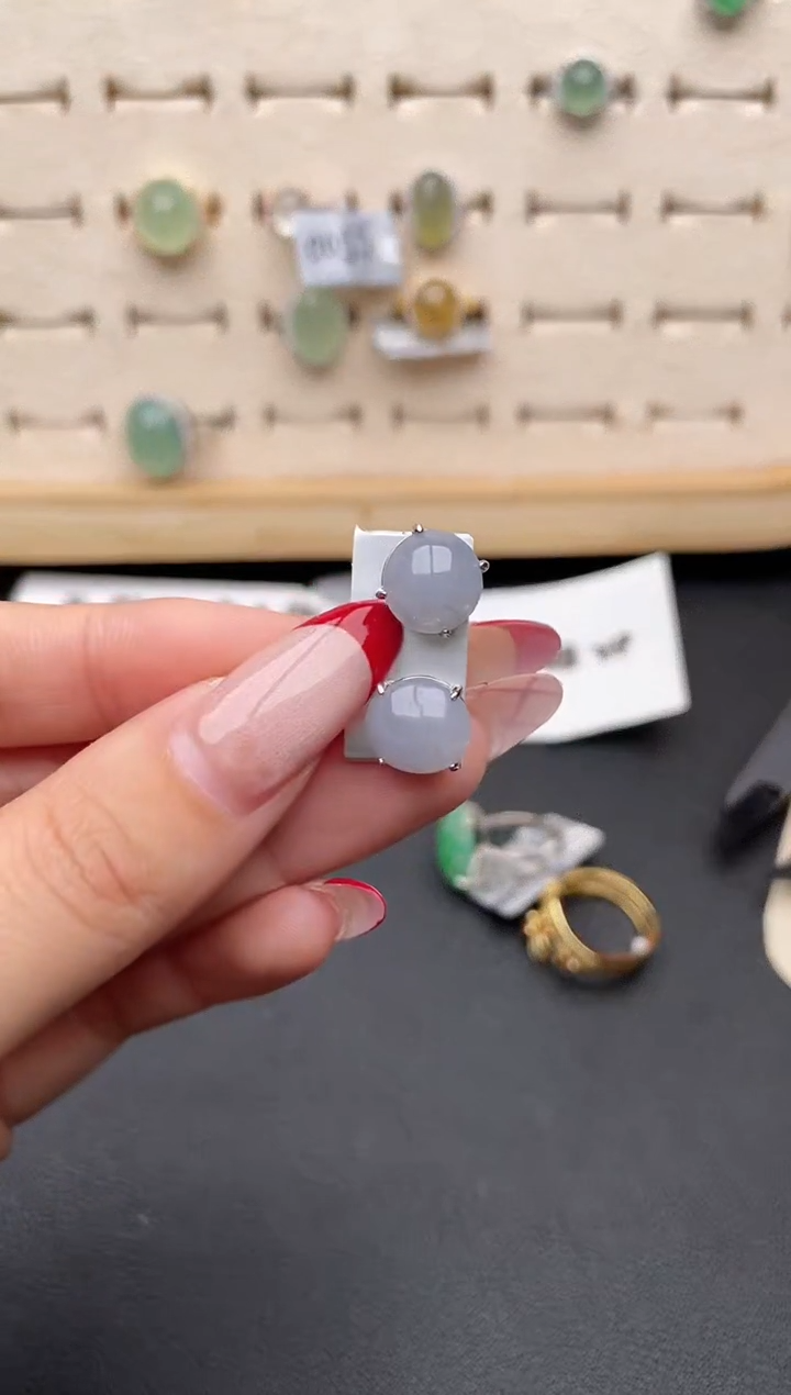 【闪购商品】翡翠戒指银S925镶嵌一物一证一礼盒