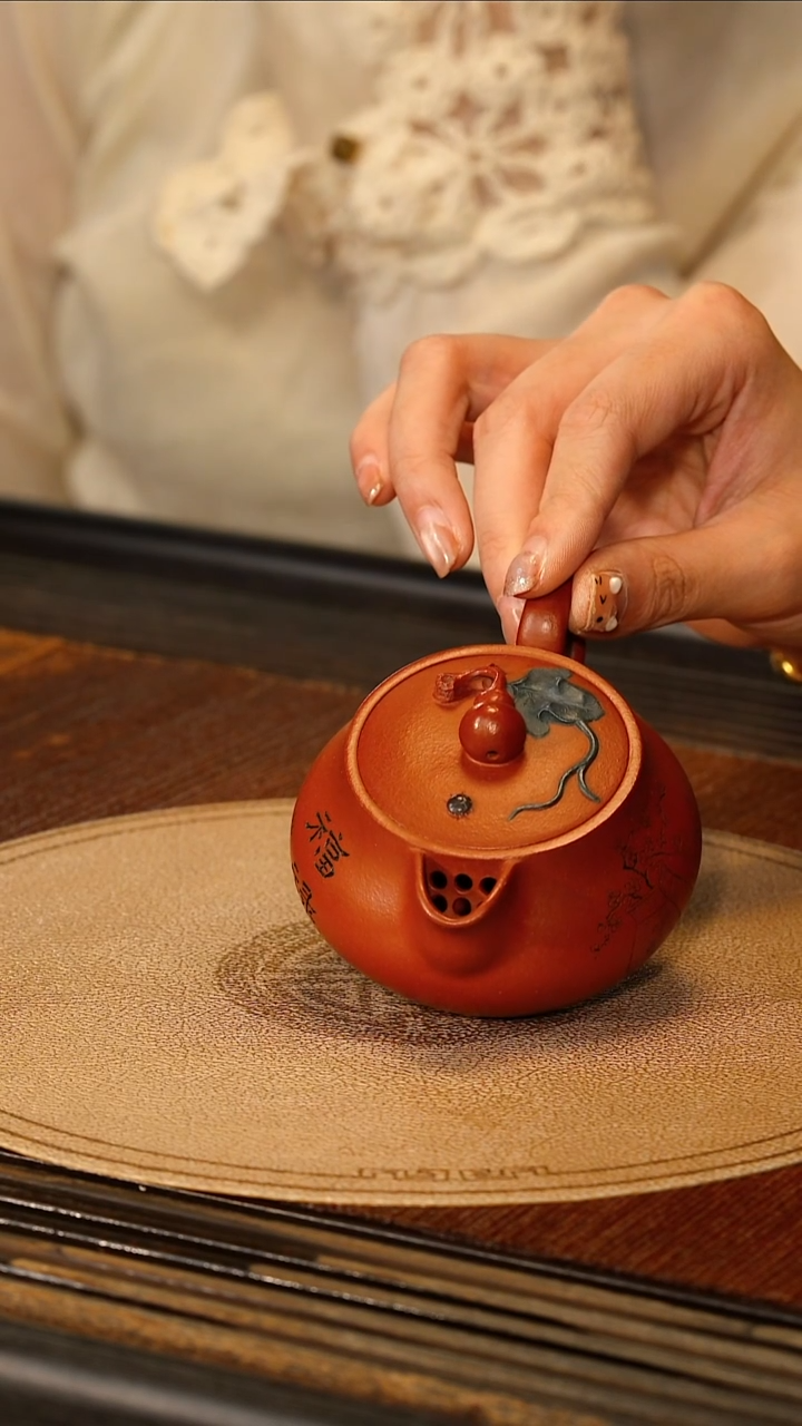 宜兴紫砂YF 朱泥 福禄 140cc