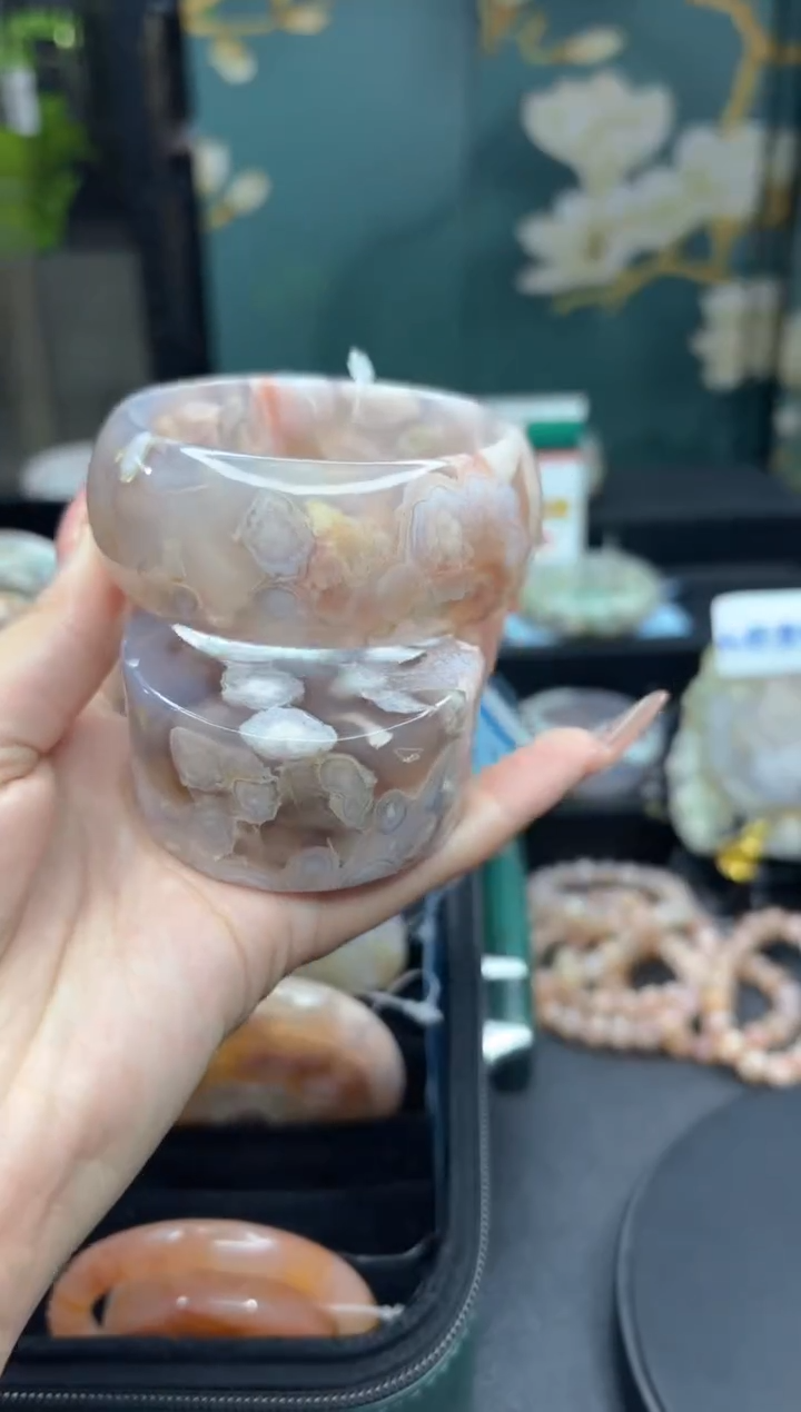 【闪购商品】石英质玉手镯未镶嵌1086（61圈赠送镯心）