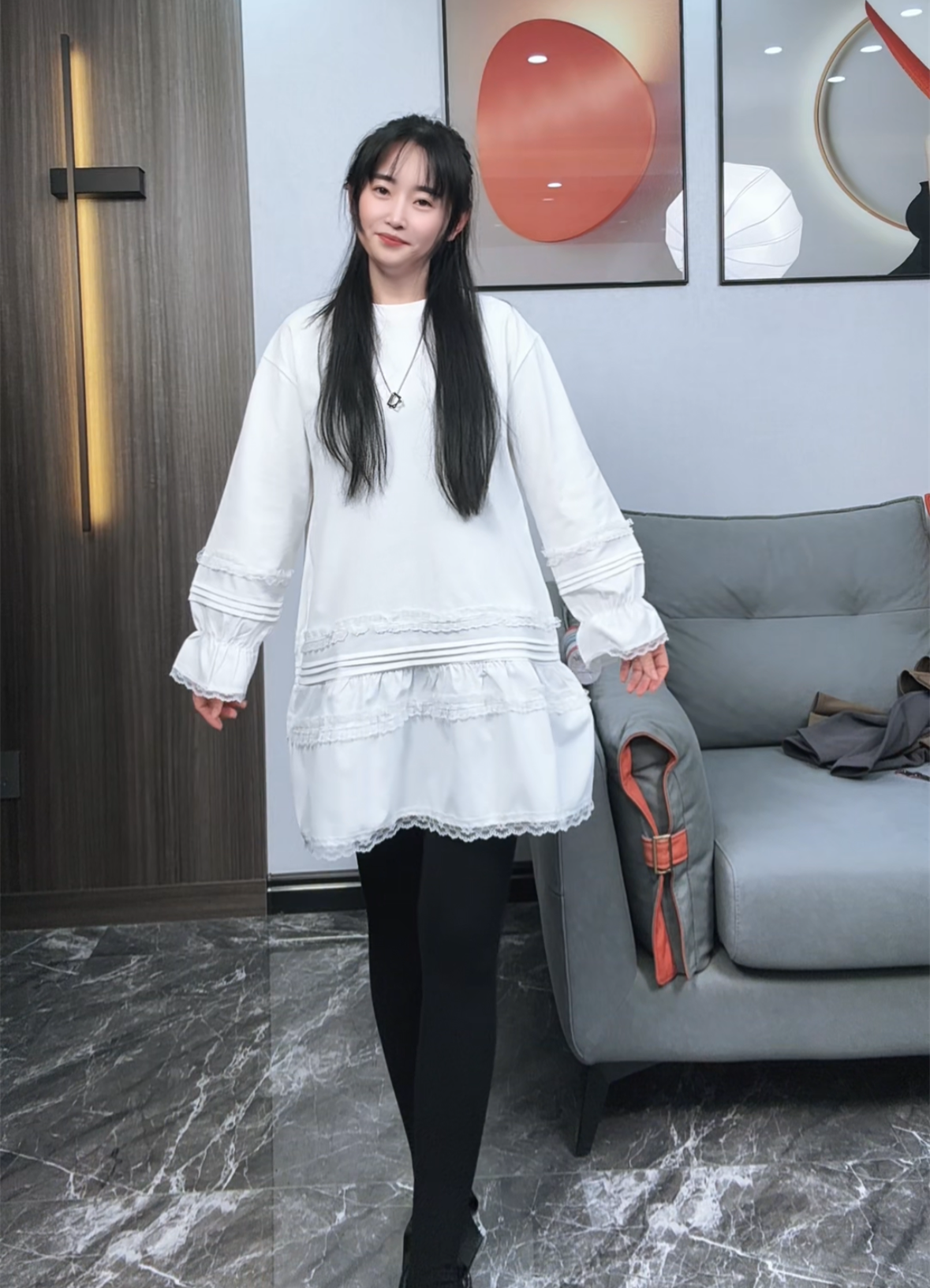 白色蕾丝拼接中长款T恤女2025秋冬新款宽松百搭显瘦打底衫潮