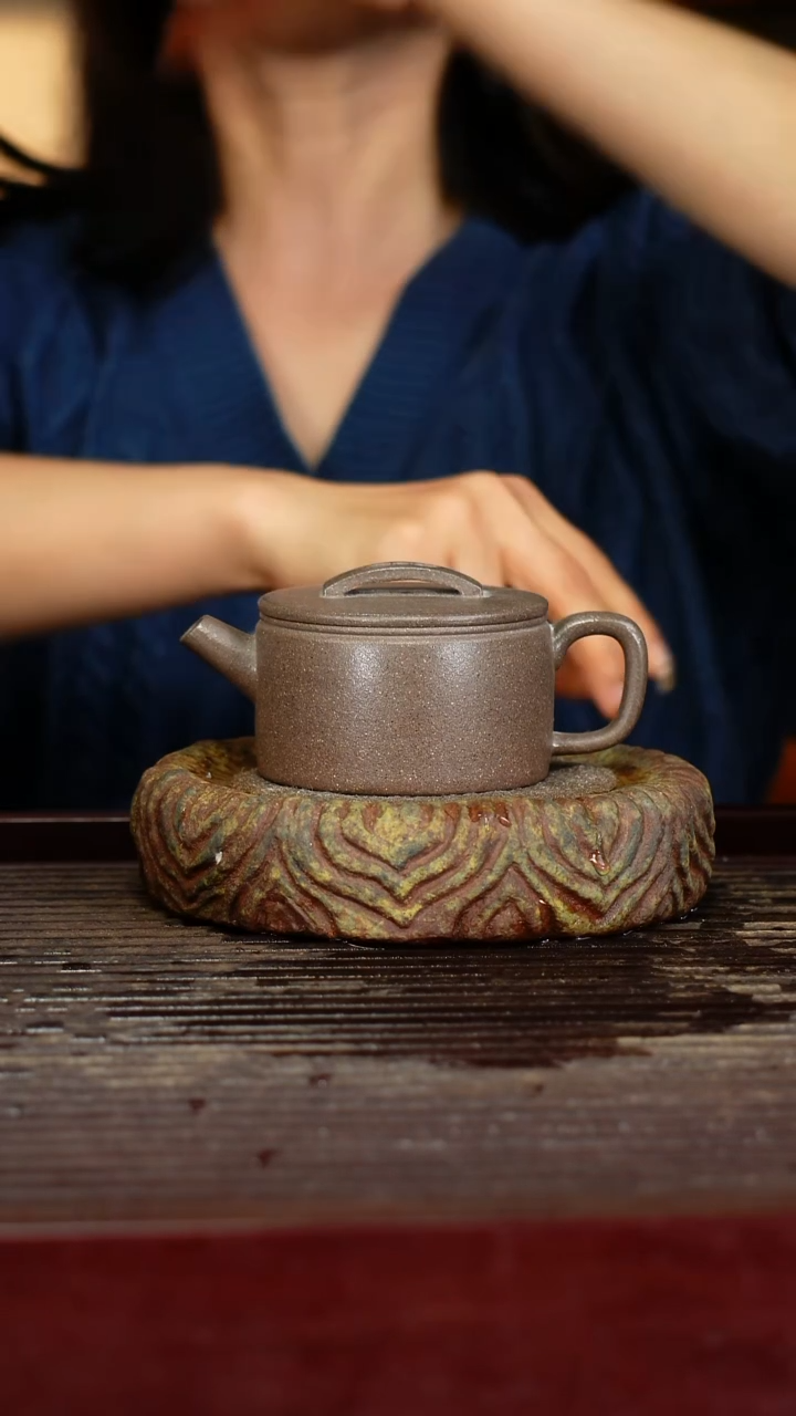 宜兴原矿紫砂壶茶壶宜兴原矿紫砂壶茶壶140C