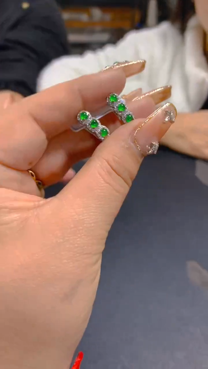 【闪购商品】翡翠耳饰未镶嵌0179497960/多样性发一