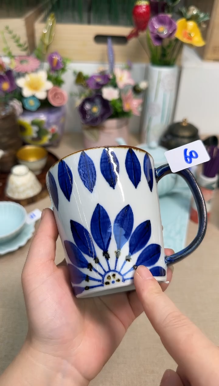 瓷片淡*红色辰辰的瓷器好看到爆