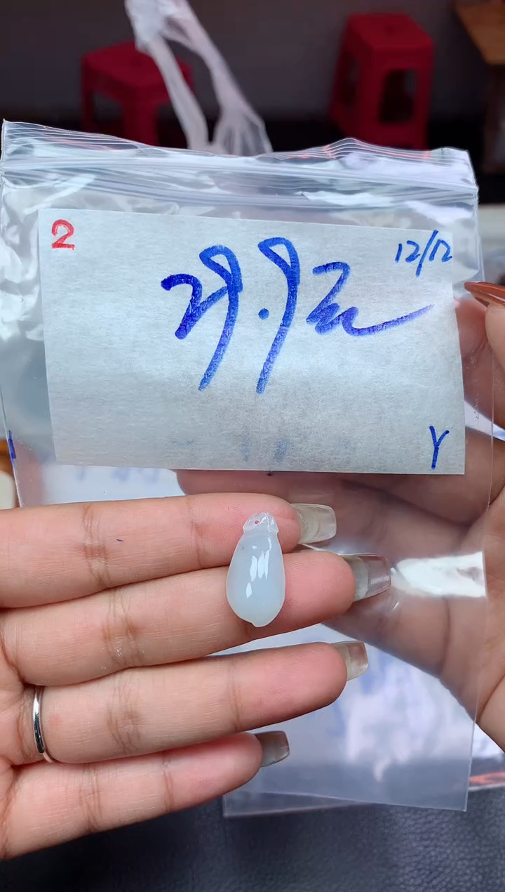 未镶嵌定制翡翠2毛货需精细抛光挂件多样性拍一发一