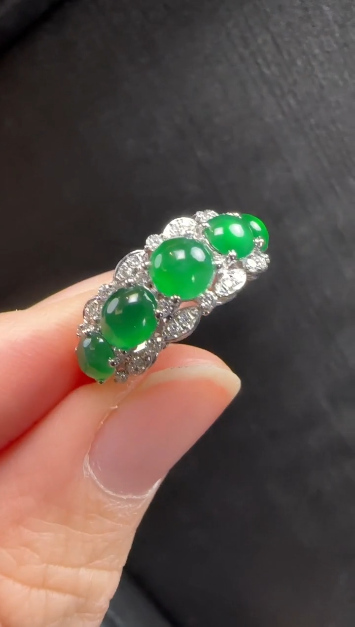 18K金镶嵌戒指翡翠339蛋面一枚