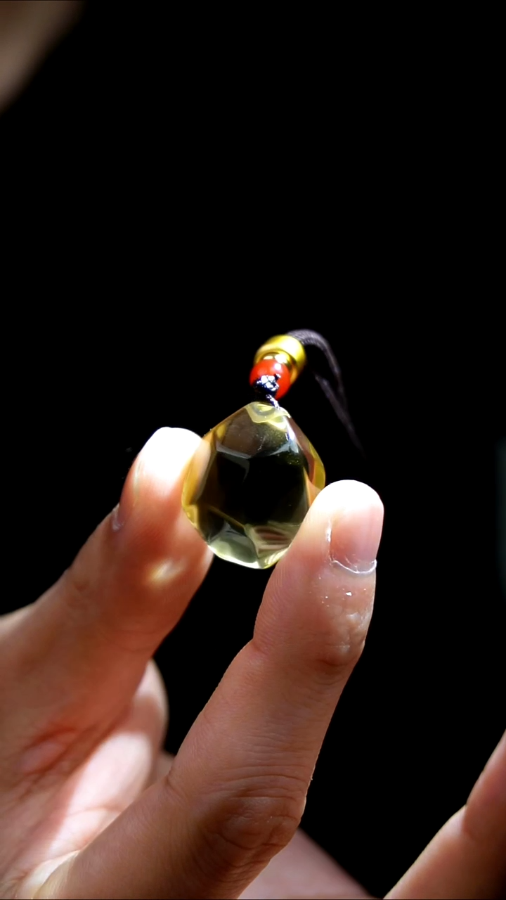 吊坠(赠链)未镶嵌水晶水晶