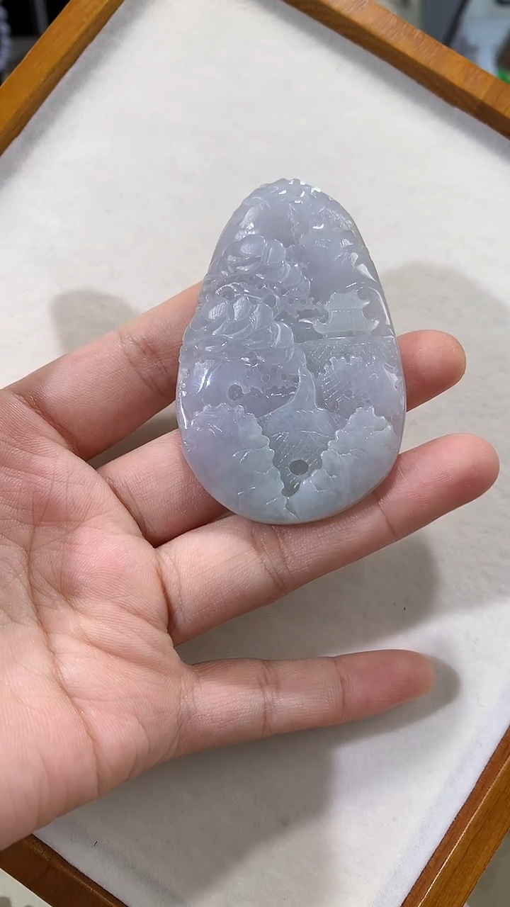 颈饰未镶嵌翡翠吊坠