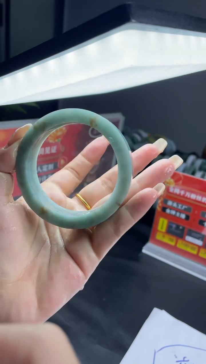 【闪购商品】定制翡翠手镯未镶嵌手镯DDQ/发一件