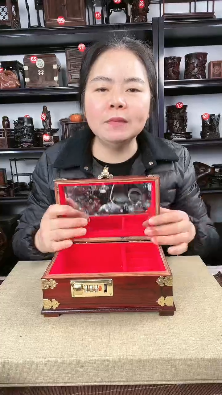 【闪购商品】木老李红木工艺品389