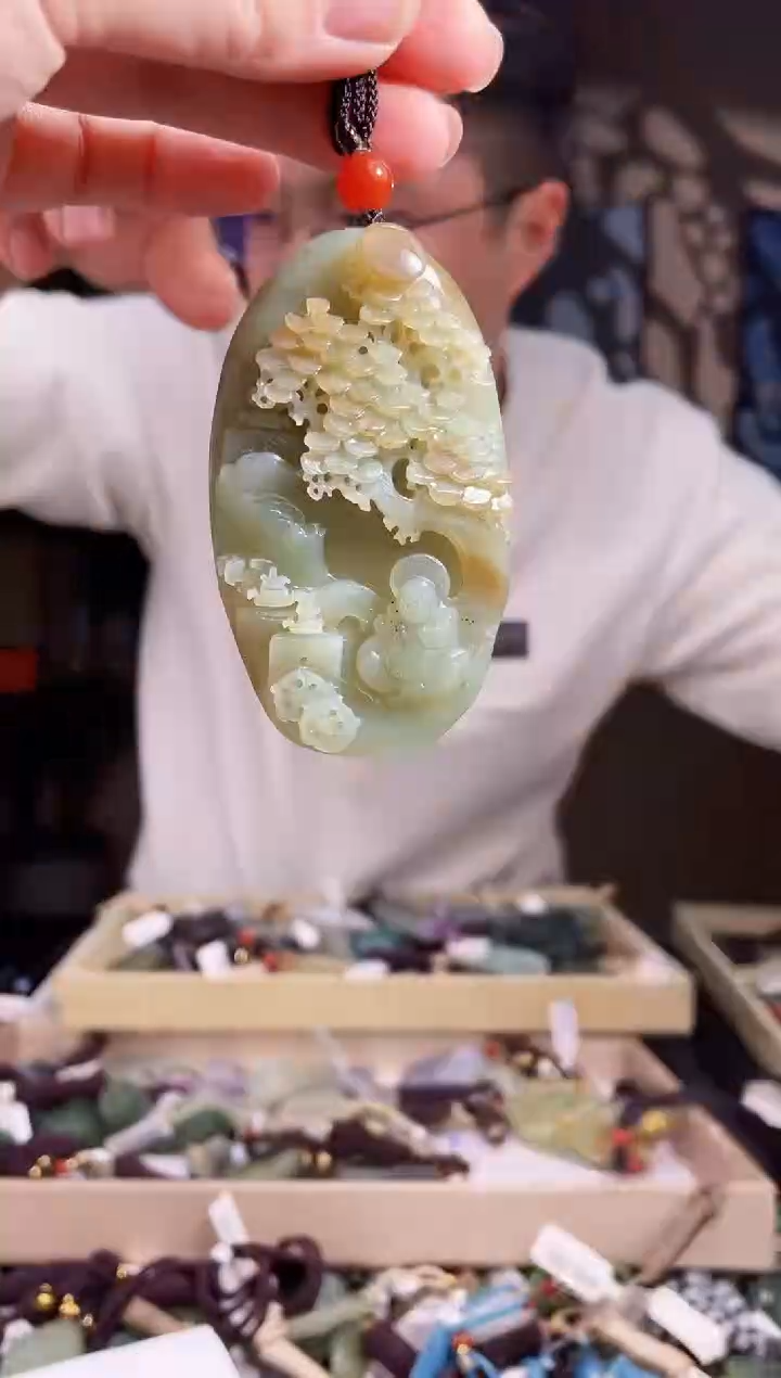 【闪购商品】和田玉颈饰未镶嵌拍一发一