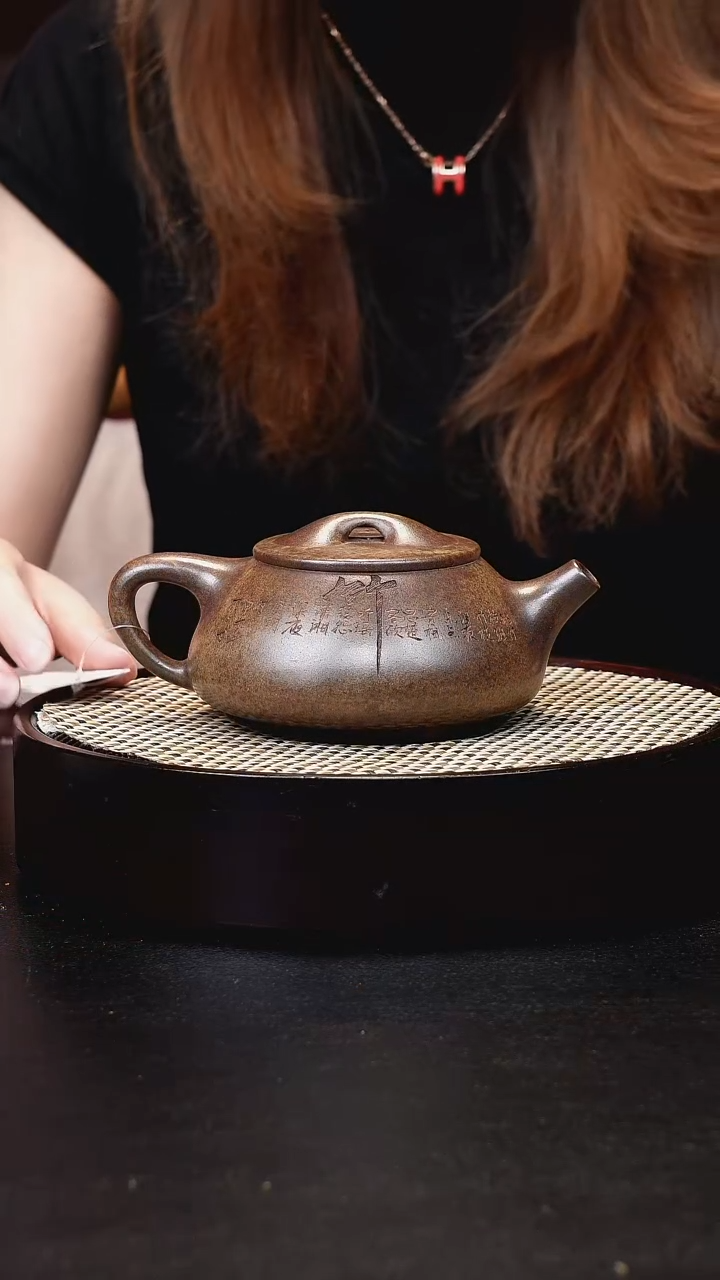 茶壶紫砂宜兴茶壶h00708