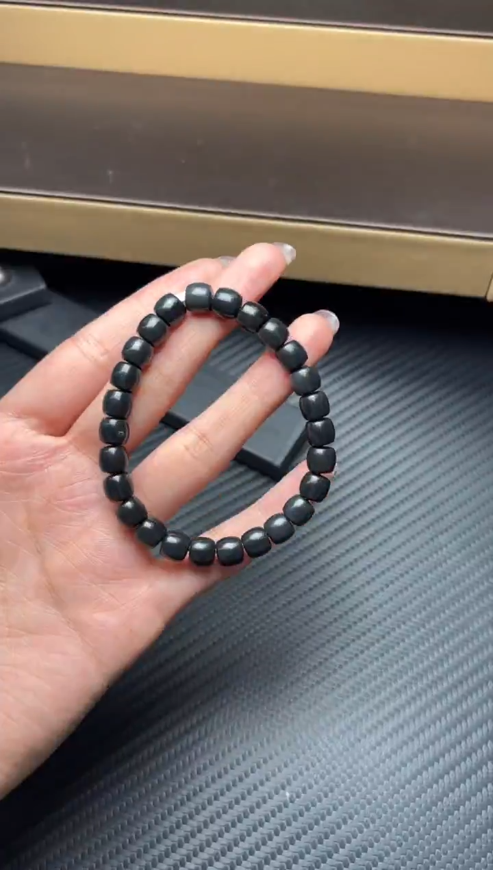 未镶嵌手串和田玉若羌毛毛矿微色差卡7*8