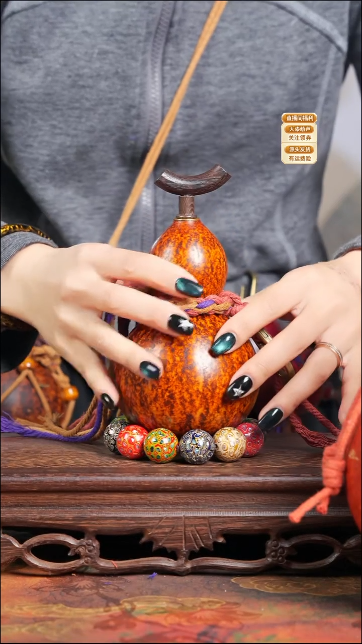 WA006大漆雕刻酒葫芦-不包手串及旋转底座