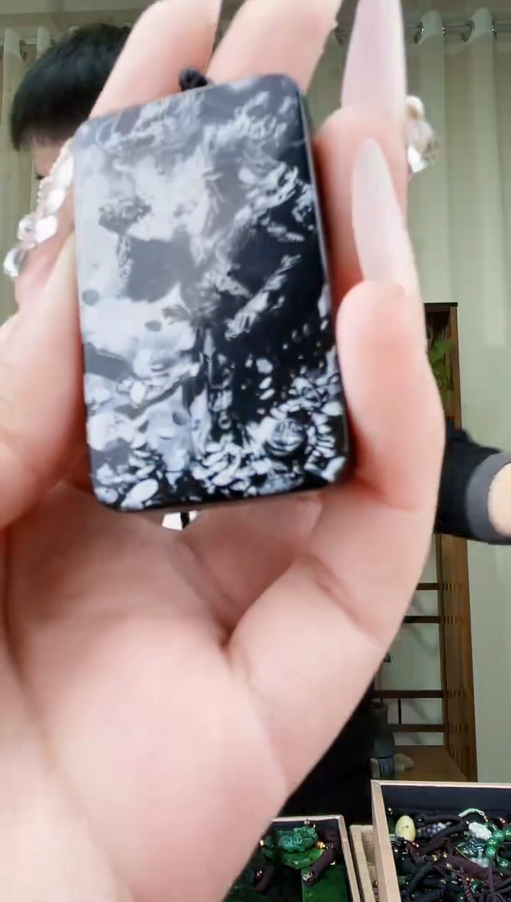 【闪购商品】和田玉挂件未镶嵌拍一发一，多样性发货！