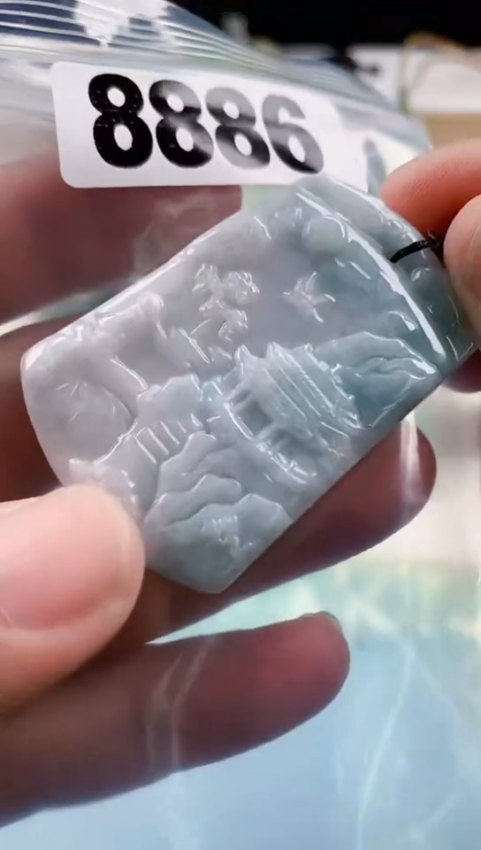 【闪购商品】翡翠挂件未镶嵌天然翡翠吊坠挂件