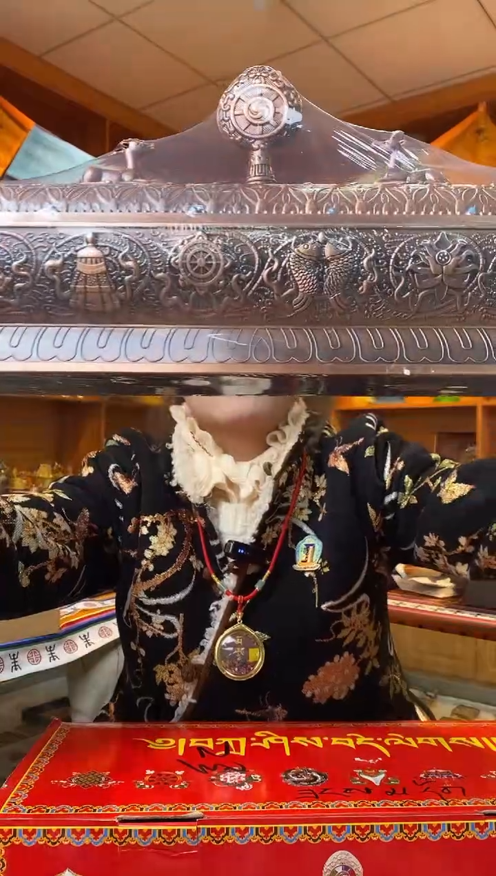 【闪购商品】泥塑大香炉-与实物略有差异介意者慎拍