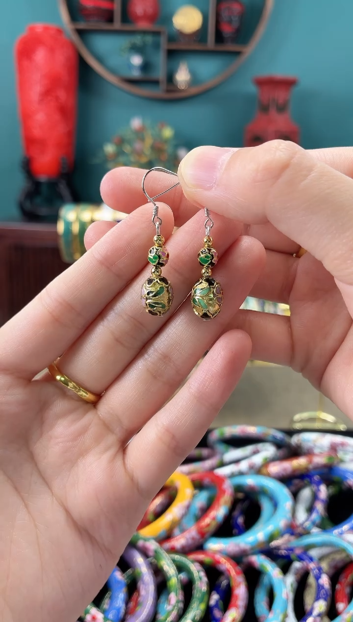 景泰蓝非遗手工耳环金地偏黑