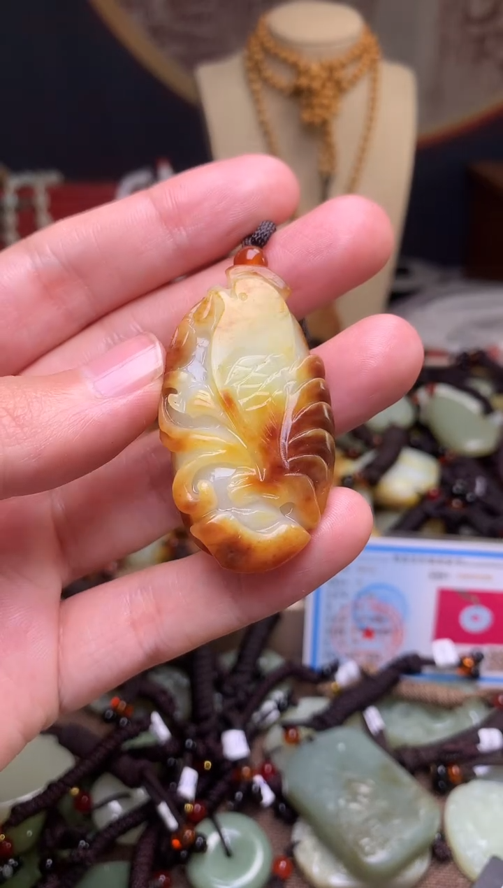 颈饰未镶嵌和田玉新疆料青海料清水和田玉吊坠