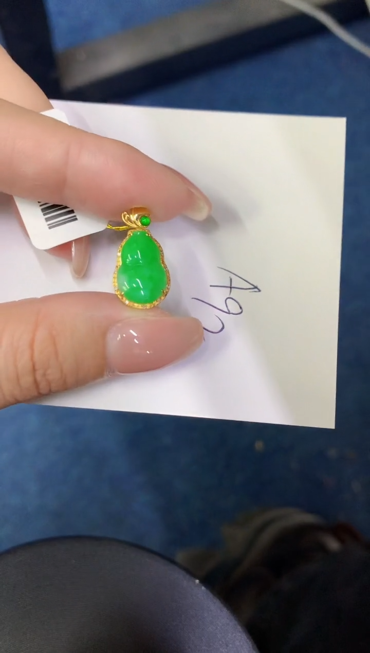 【闪购商品】翡翠颈饰18K金镶嵌0000000000