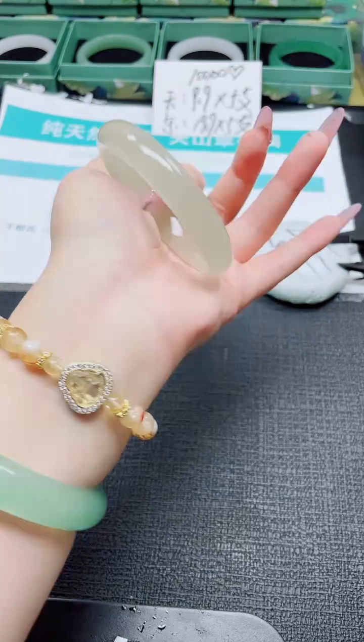 未镶嵌手镯石英质玉123-58