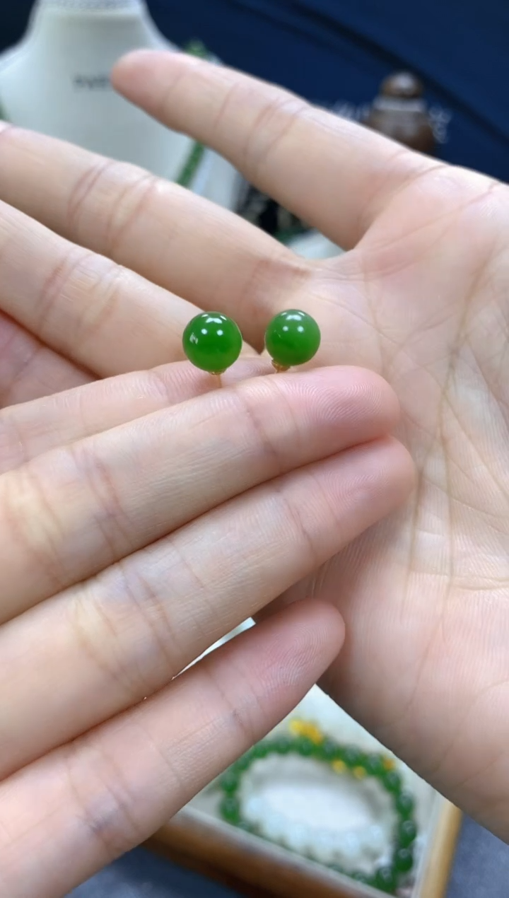 和田玉18K金镶嵌耳饰cg