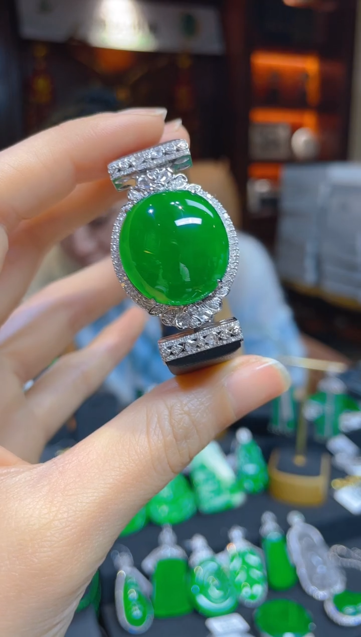 【闪购商品】翡翠手链18K金镶嵌115693天然A货翡翠手表牌