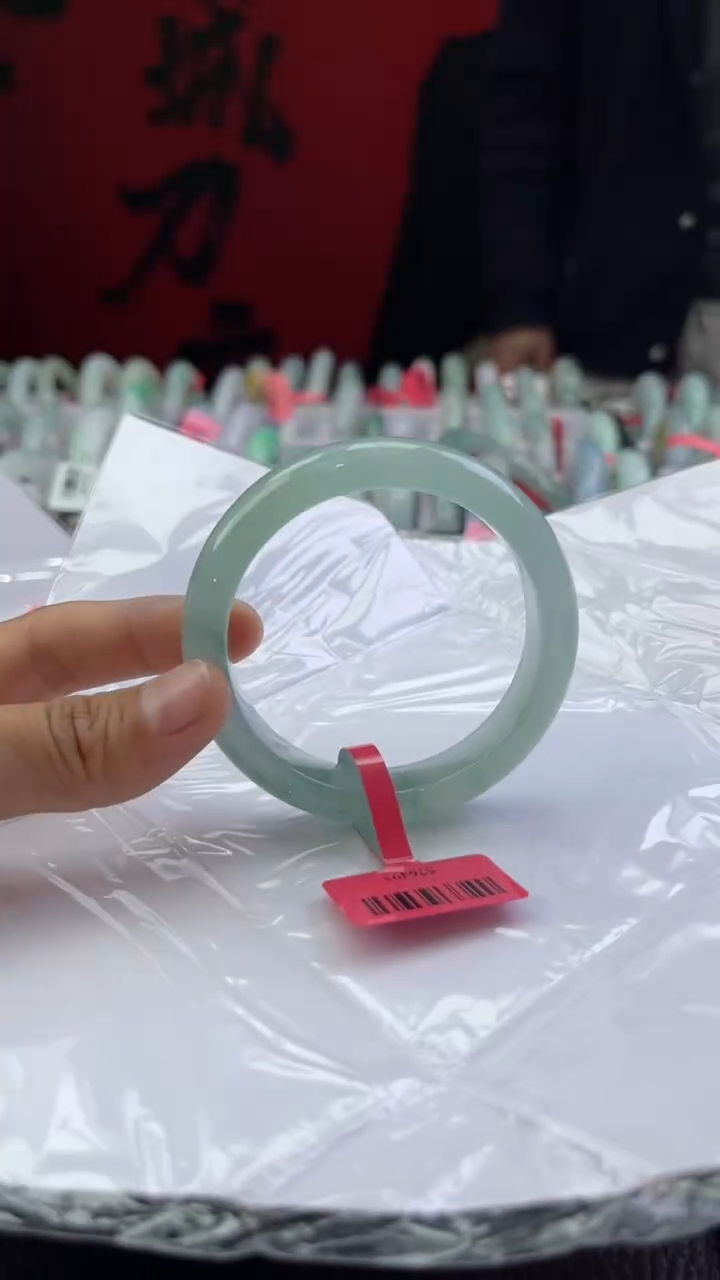 【闪购商品】翡翠手镯未镶嵌翡翠手镯