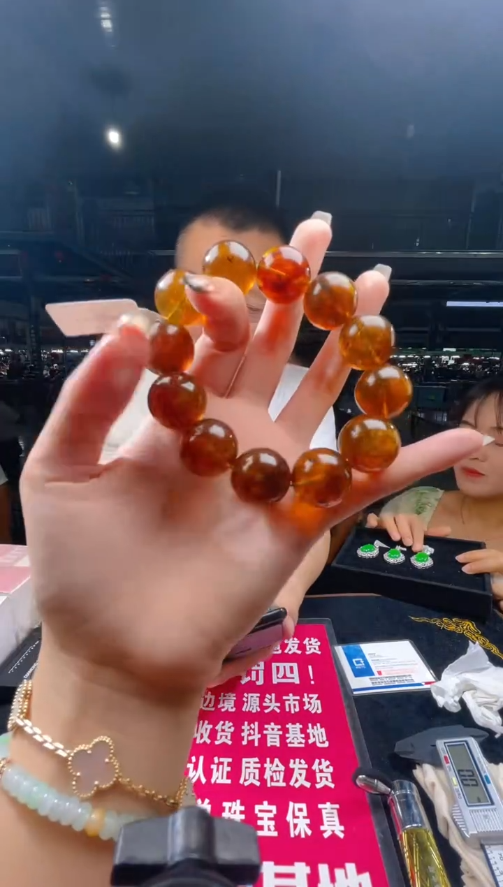 未镶嵌琥珀手串未镶嵌琥珀手串天然琥珀保真 多样性发其一