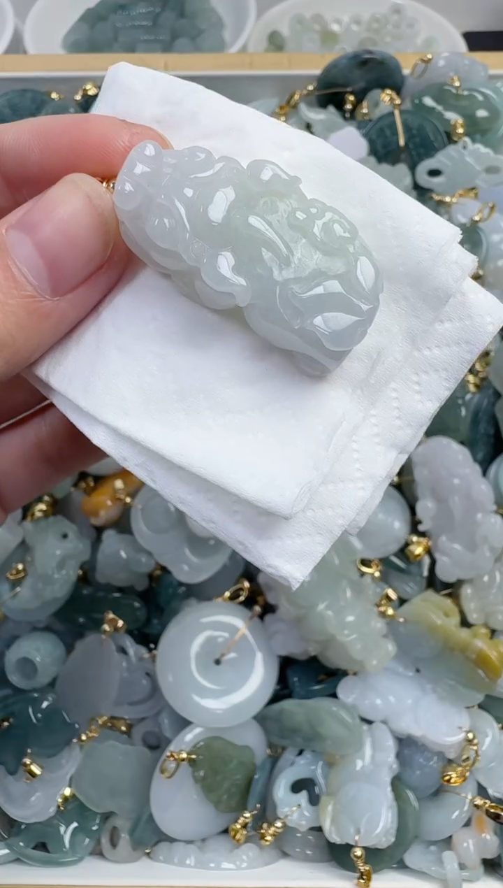 散珠翡翠32号，A货翡翠