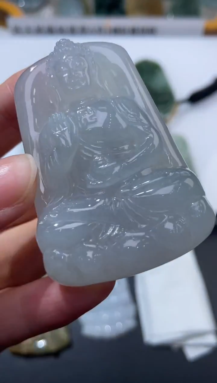 未镶嵌挂件翡翠371859   多人 