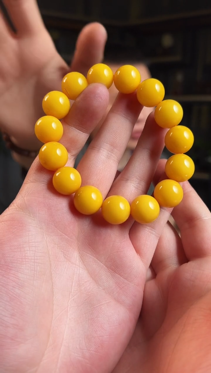 未镶嵌蜜蜡手串15+鸡油黄