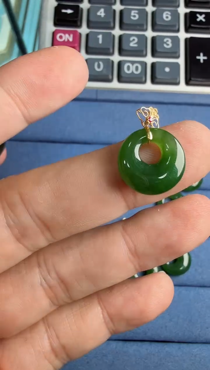 和田玉22K金镶嵌吊坠(不含链)公主平安扣 h20