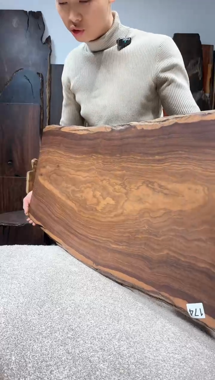 【闪购商品】风车木（黑檀木）尺寸90*47*2.3编号174