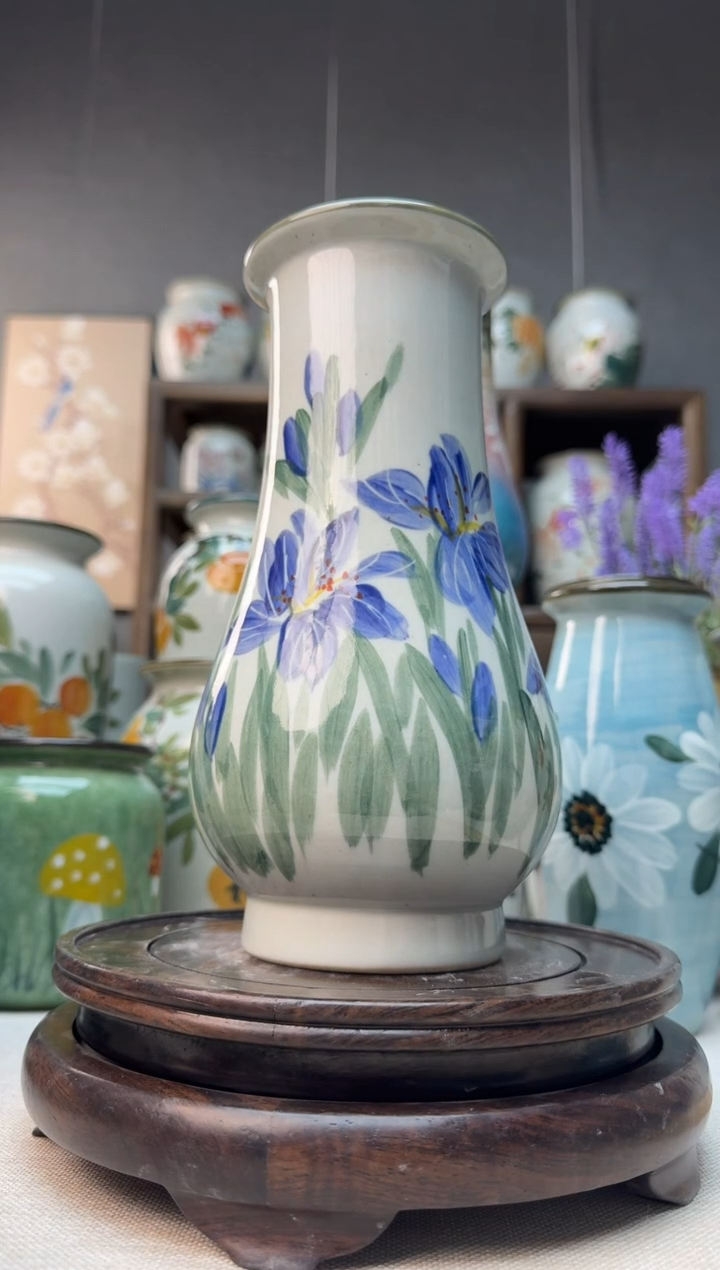 【闪购商品】瓶景德镇手绘陶瓷花瓶底部无孔高23口8左右