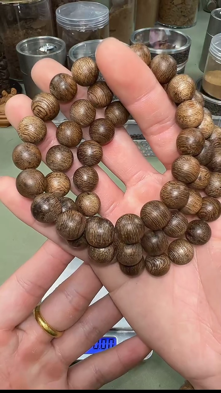 【闪购商品】沉香文莱黑棋11mm单圈