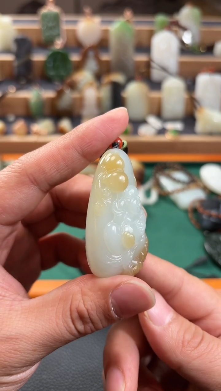 【闪购商品】和田玉吊坠(不含链)未镶嵌1