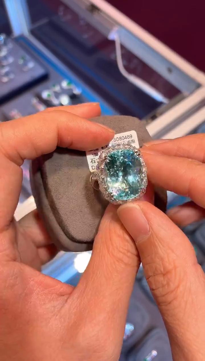 18K金镶嵌戒指帕拉依巴碧玺【闪购】20.0ct/同步展会价